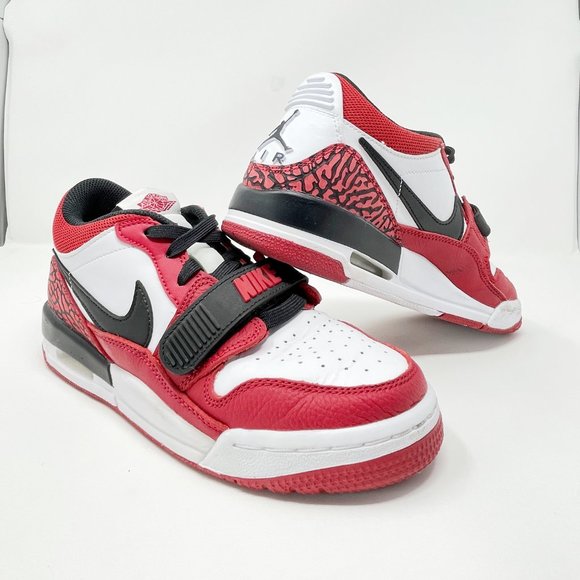 JORDAN LEGACY 312 BOYS (5Y) - Picture 1 of 8